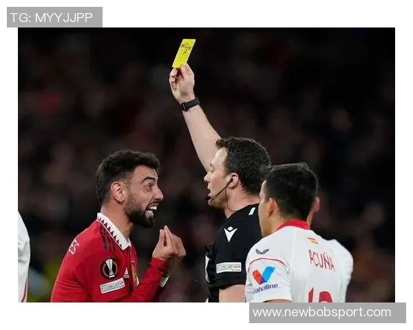 乌尔比希禁区外手球争议德足协解释手臂自然状态未出牌原因