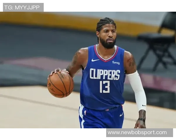 乔治半场表现亮眼12分钟内贡献7分2篮板1助攻2抢断展现实力 乔治半场表现亮眼12分钟内贡献7分2篮板1助攻2抢断展现实力