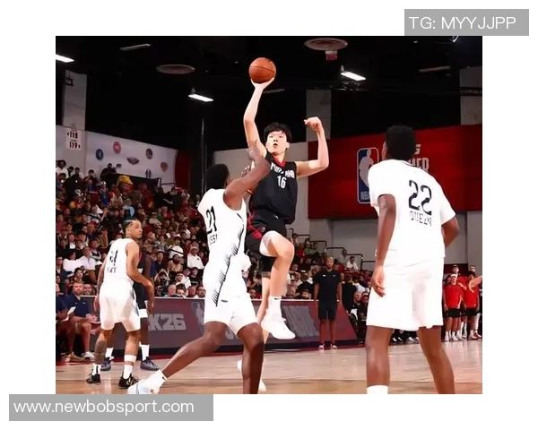 杨瀚森连续五场未获出场机会上次比赛已是十月份何时能重返赛场