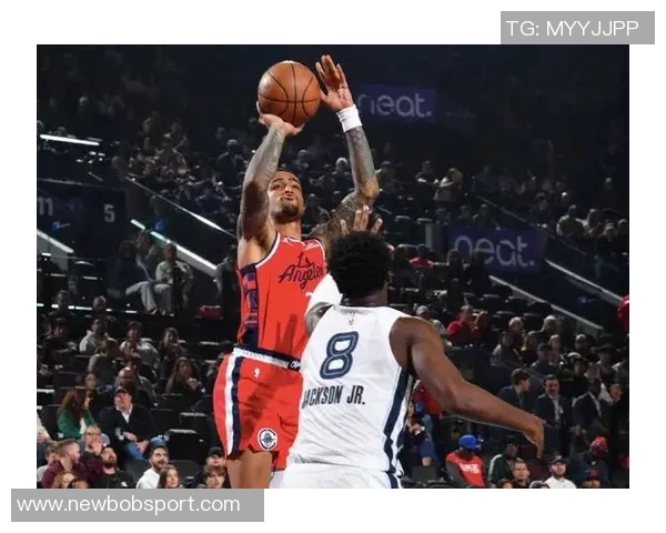 快船困境难解莱昂纳德虽砍高分仍难挽败局