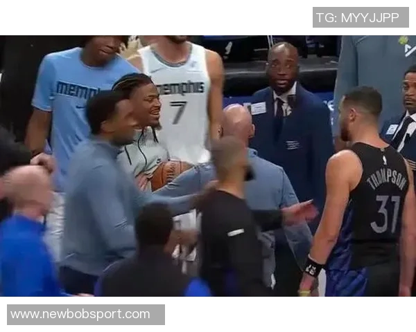 莫兰特与克莱场边对话曝光引热议你现在就是个废物的真相揭秘