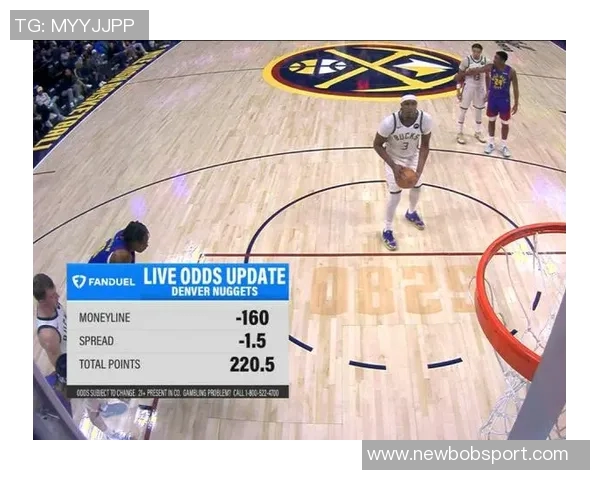 小哈达威替补表现出色全场12投7中三分命中率高达44贡献18分3篮板