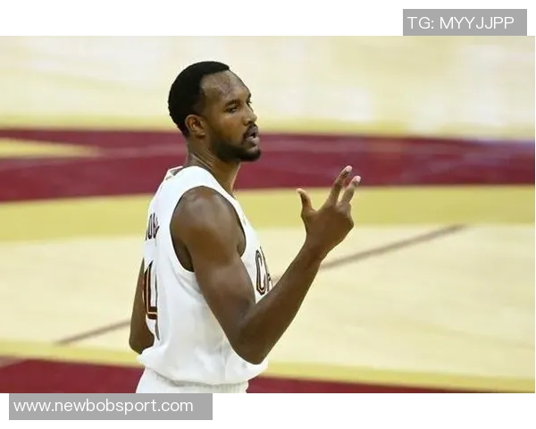 莫布里全能表现助队获胜17投7中贡献20分14板7助2断2帽